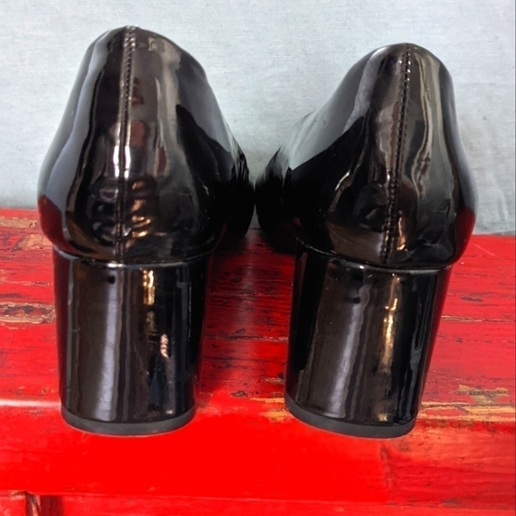 Nwot CL by Laundry Black Patent Round Toe Pump 8 Block Heel Office - Picture 4 of 9